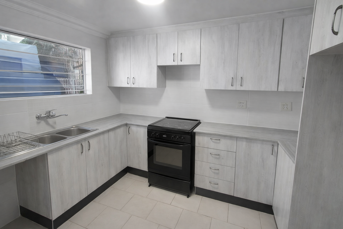 Spacious 2 Bedroom Duplex To Rent - Photo 3