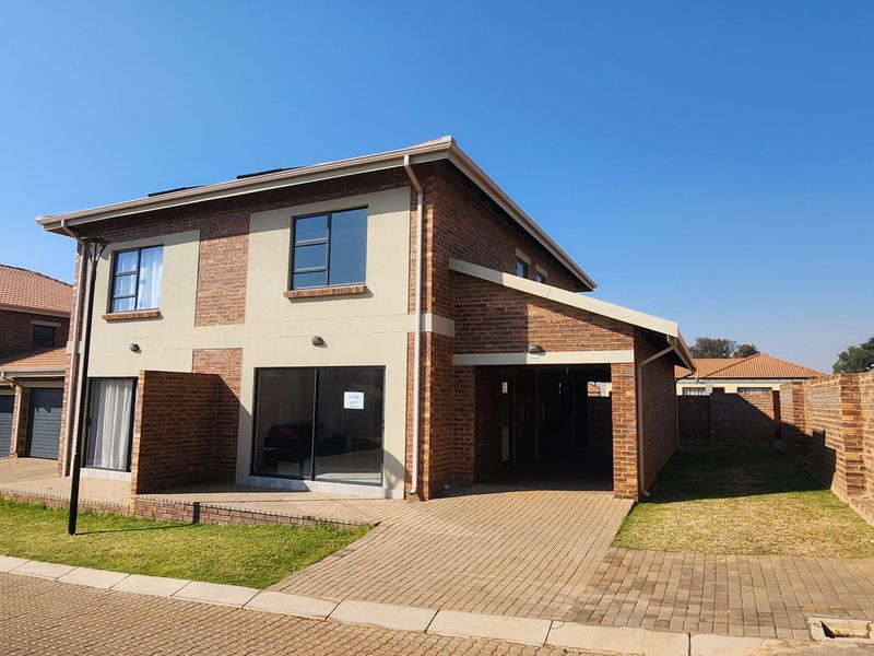 Townhouse For Sale In Witbank