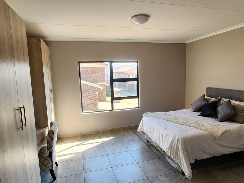 Townhouse For Sale In Witbank - Photo 10