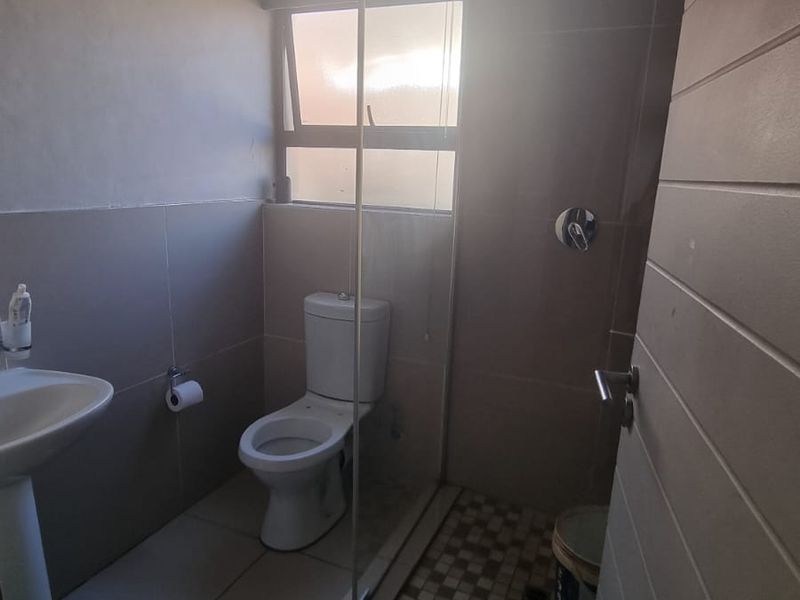3-Bedroom Town House in Eco-Estate - Photo 6