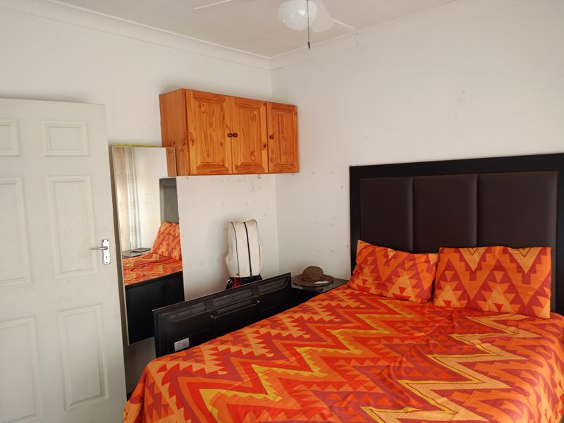 Spacious 4-Bedroom Family Home with Study, Borehole & Entertainment Area - Photo 10