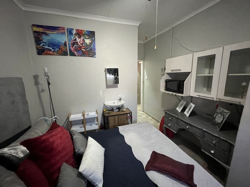 Private Bachelor Flat to Rent. - Photo 5