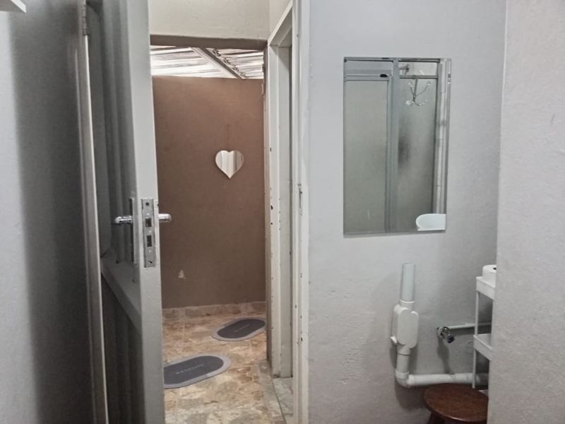 Private Bachelor Flat to Rent. - Photo 10