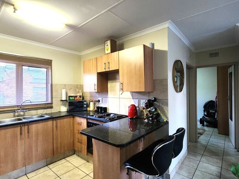 Peaceful Views – Your Perfect First Home or Investment Opportunity - Photo 5