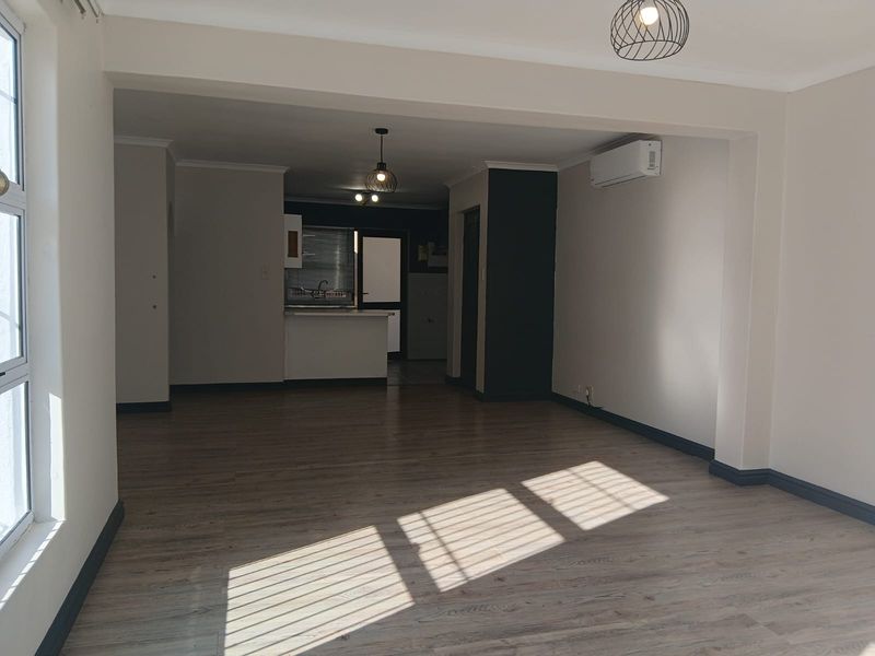 2 bedroom house with granny flat available to rent - Photo 4