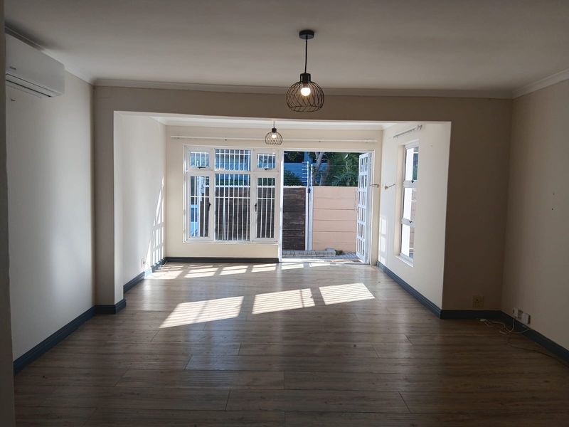 2 bedroom house with granny flat available to rent - Photo 5