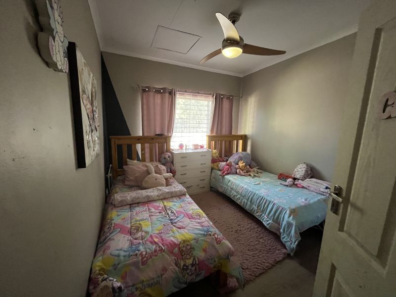Stunning 3-bedroom Freehold home for sale in Safari Gardens, Rustenburg – your dream property awaits - Photo 10