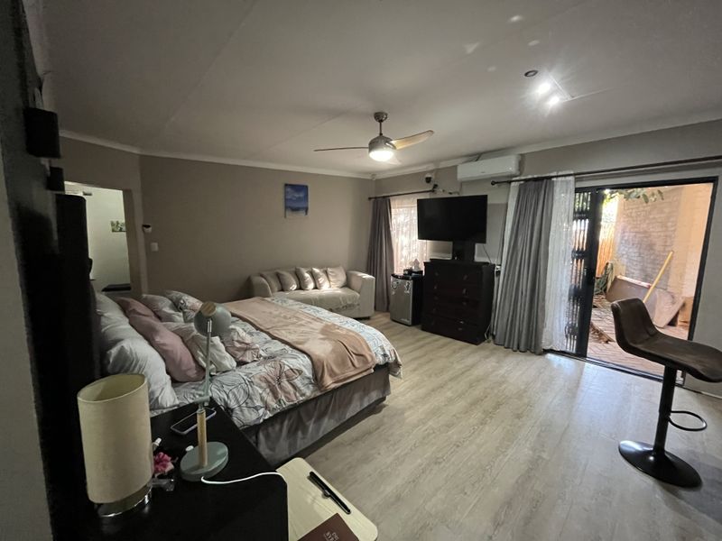 Stunning 3-bedroom Freehold home for sale in Safari Gardens, Rustenburg – your dream property awaits - Photo 7
