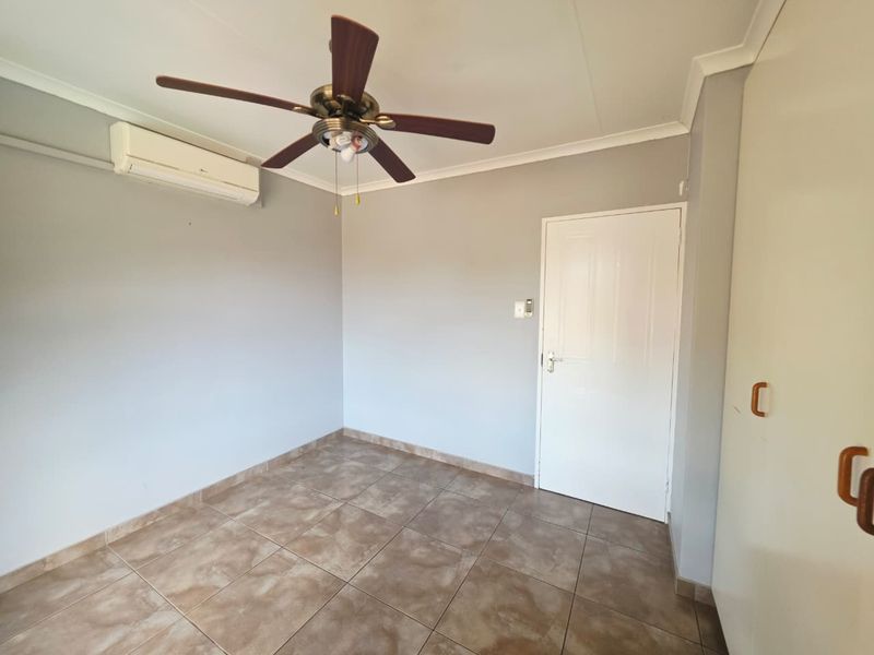 3 bedroom house - Photo 9