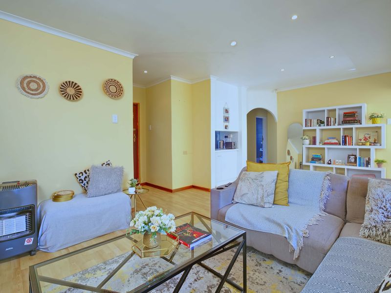 Neat 3 bedroom Family Home for Sale in Sherwood - Photo 5