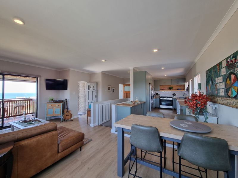 Luxury Home in Sought-After Wavecrest with Spectacular Views and a Prestigious Address - Photo 10