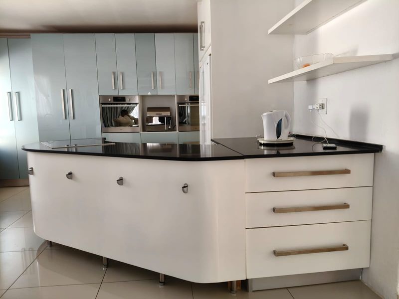 Charming 3-bedroom house for sale in Mogwase—perfect for family living and close to local amenities! - Photo 3