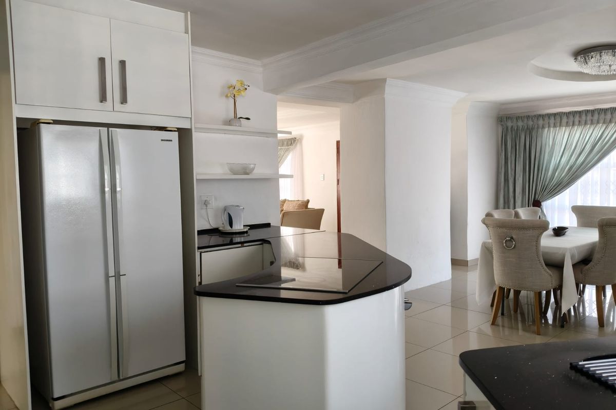 Charming 3-bedroom house for sale in Mogwase—perfect for family living and close to local amenities! - Photo 4