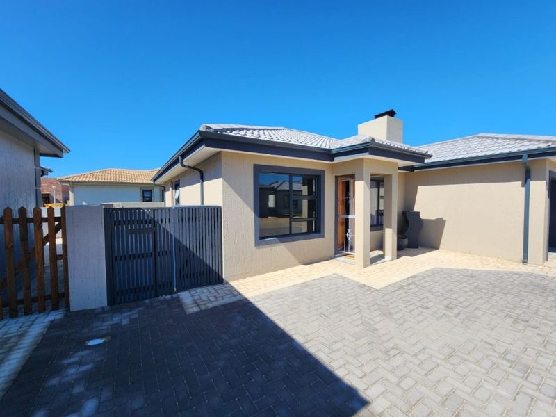 A sanctuary of comfort and security in Dana Bay