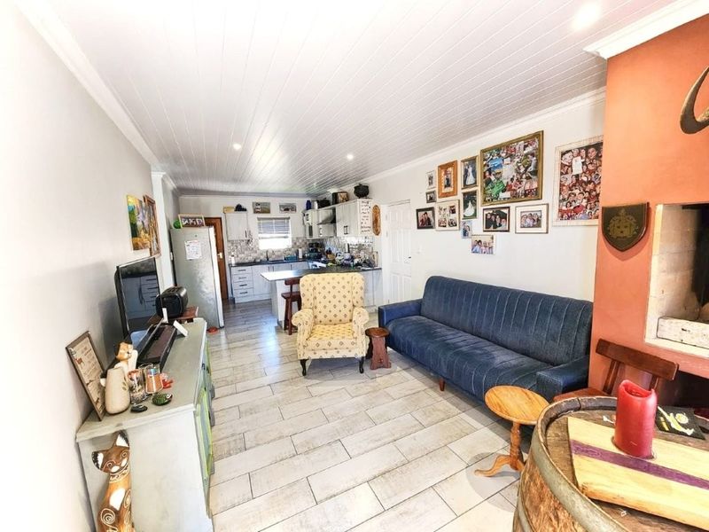 A sanctuary of comfort and security in Dana Bay - Photo 10