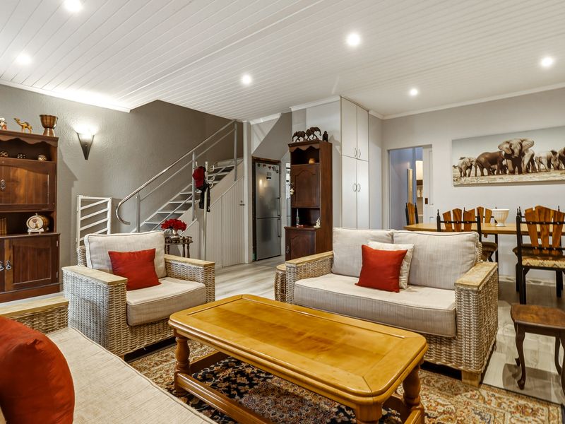 Rare Opportunity in Audas Estate – Spacious 3-Bedroom Duplex with Double Garage - Photo 7