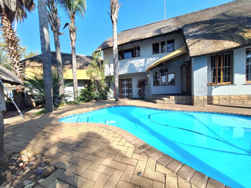 Spacious Family Home for sale - Photo 1