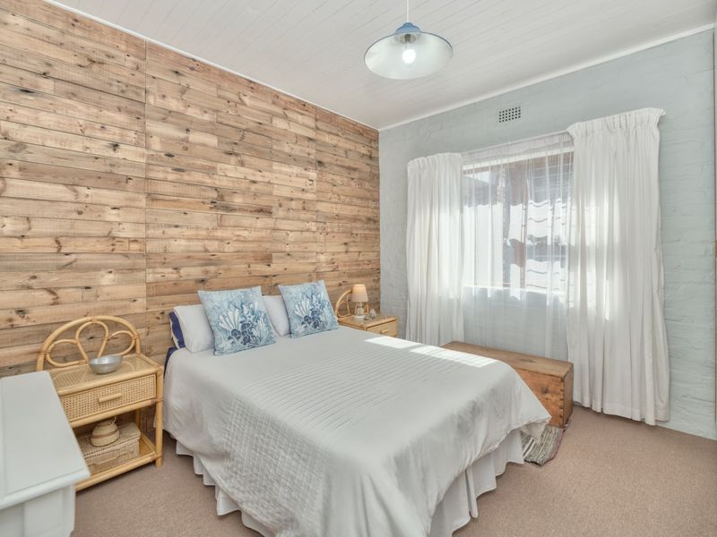 Prime Coastal Living – Long-Term Rental in Port Jackson, Struisbaai - Photo 8