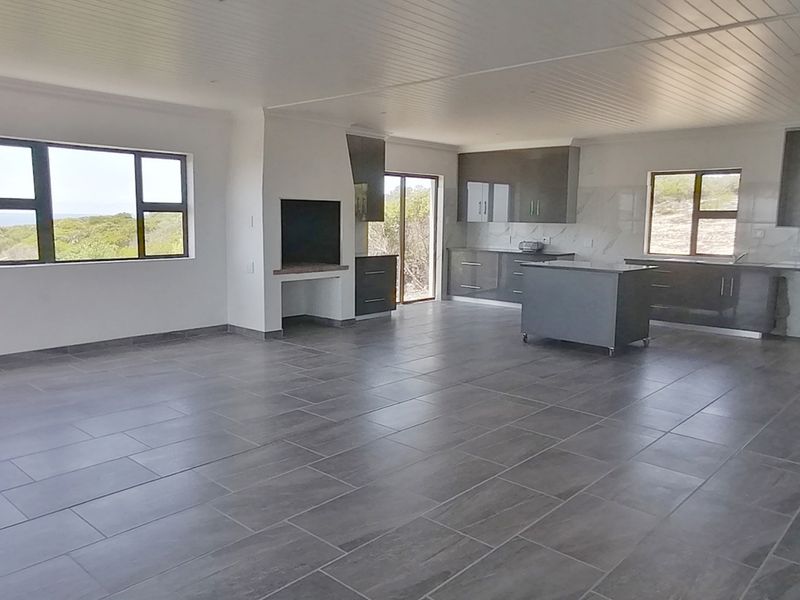 Modern Coastal Living in an Exclusive Nature Reserve - Photo 8