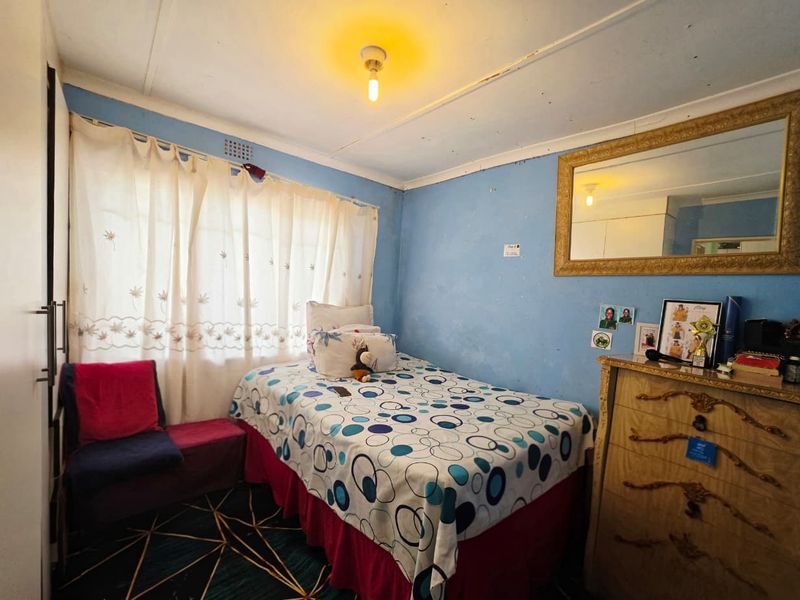 Affordable 2-Bedroom Home with Excellent Potential in Umhlatuze Village - Photo 7