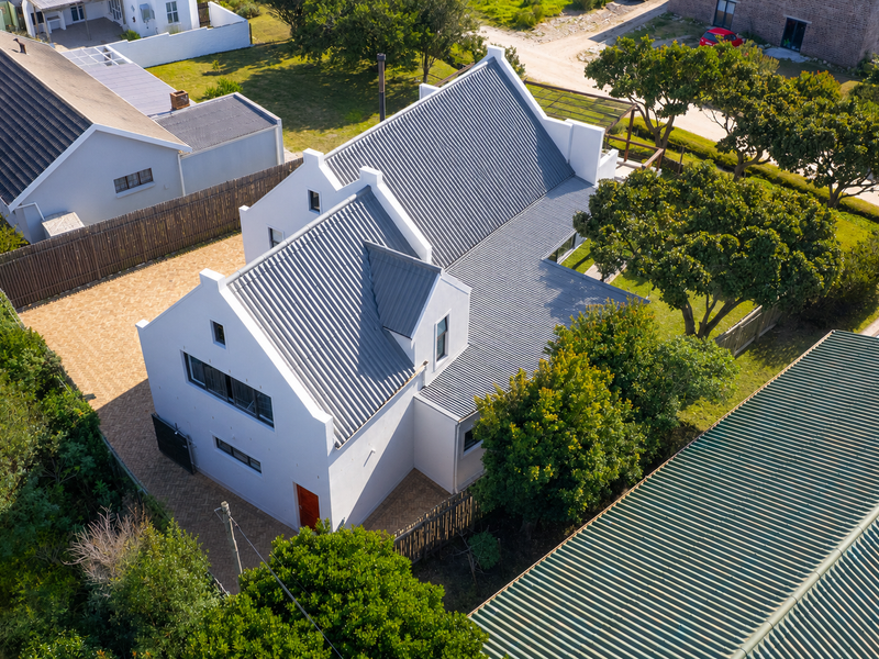 Modern Family Home with Exceptional Views | Elizabeth Road, Pringle Bay
