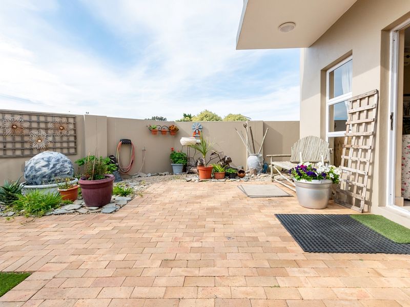 House For Sale In Velddrif - Photo 6