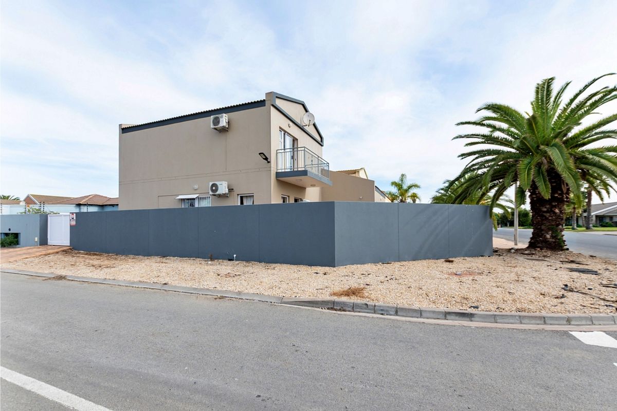 House For Sale In Velddrif - Photo 4