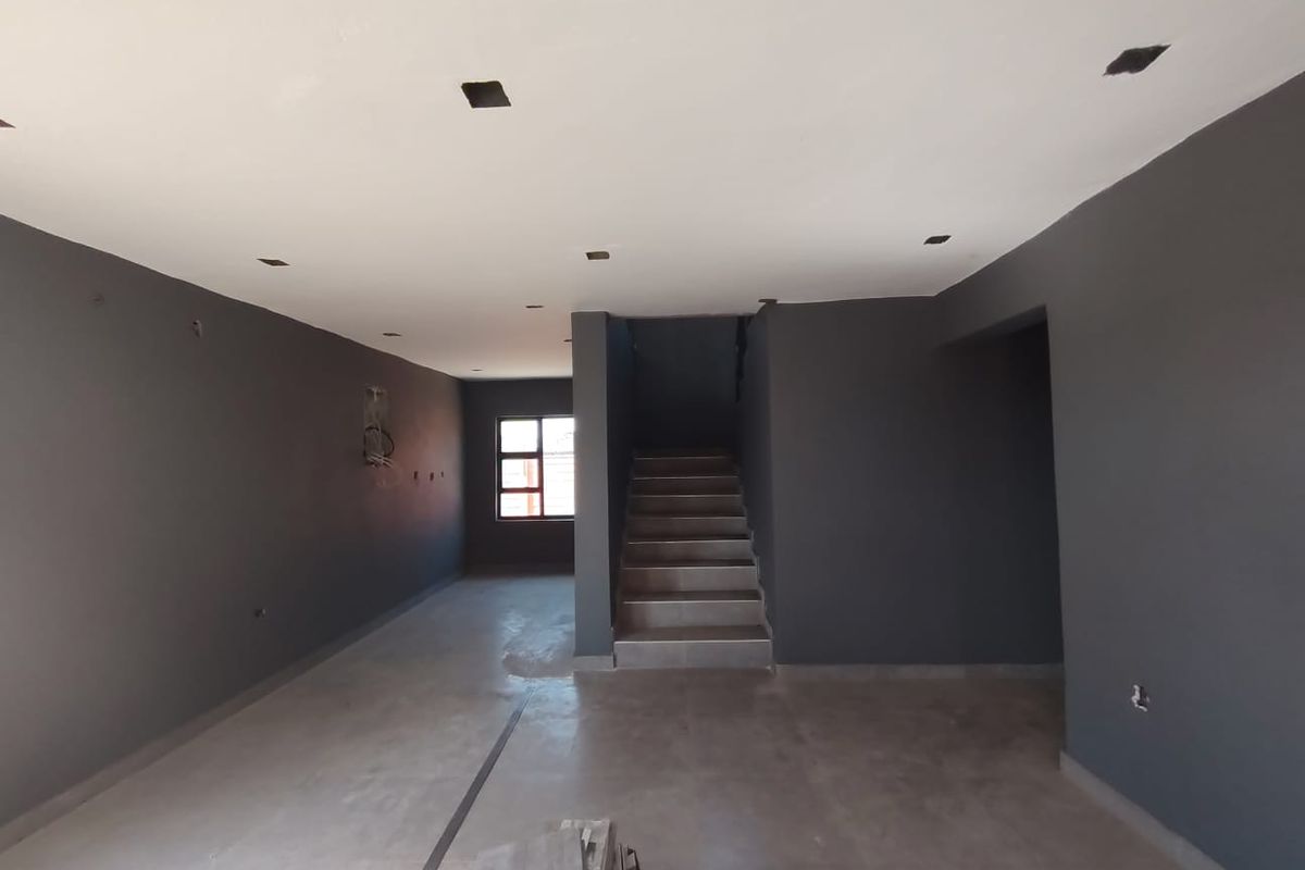 Exceptional Investment Opportunity – 16-Bedroom Accommodation Facility in Northam - Photo 4