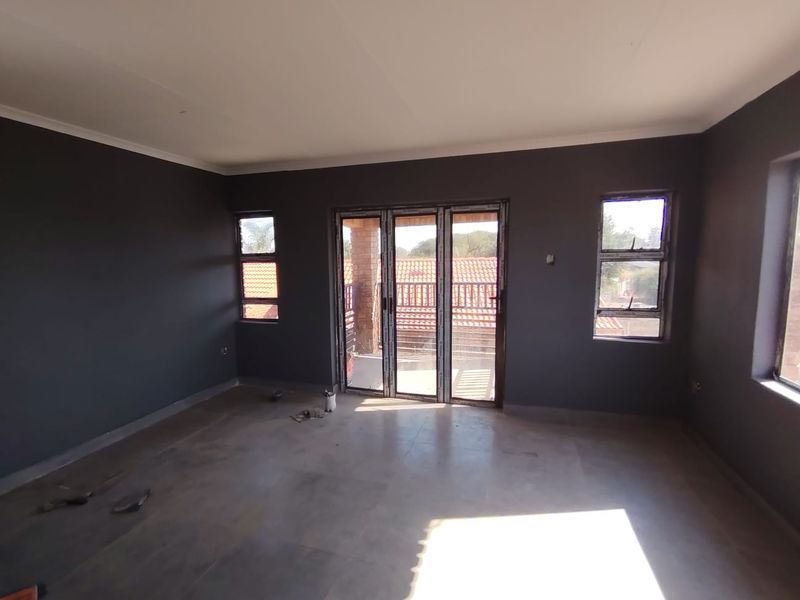 Exceptional Investment Opportunity – 16-Bedroom Accommodation Facility in Northam - Photo 10