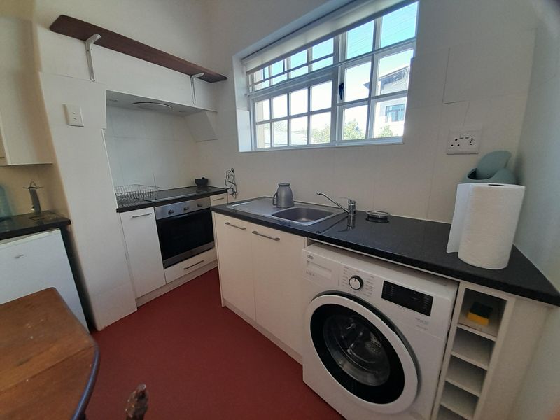 Mowbray two bedroom house furnished - Photo 10