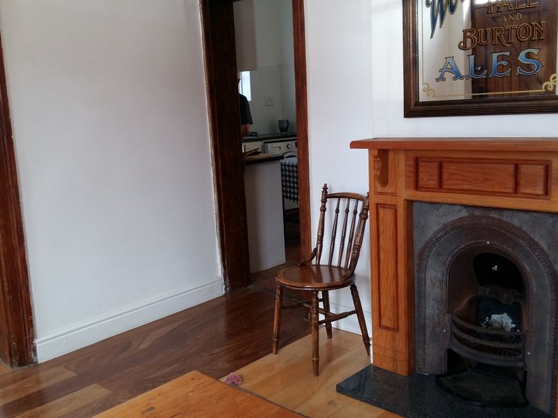 Mowbray two bedroom house furnished - Photo 6