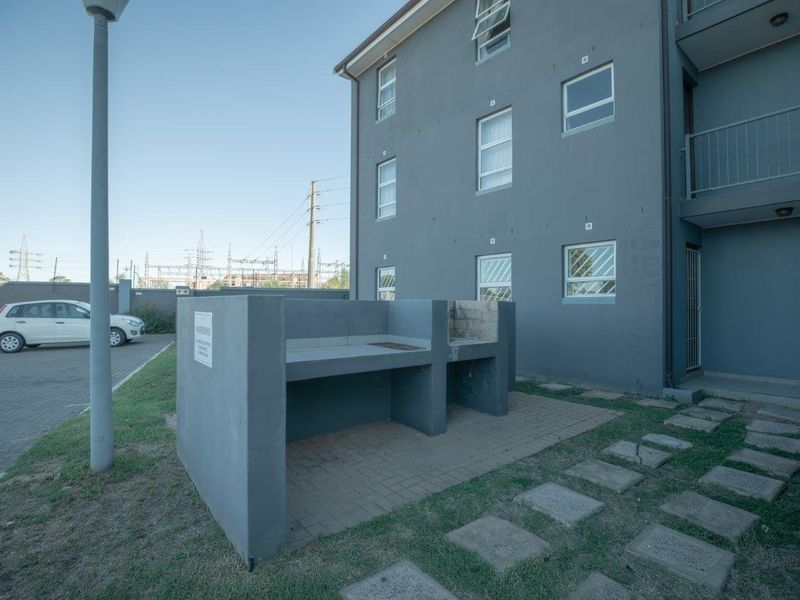Perfect Lock up and Go - Photo 9