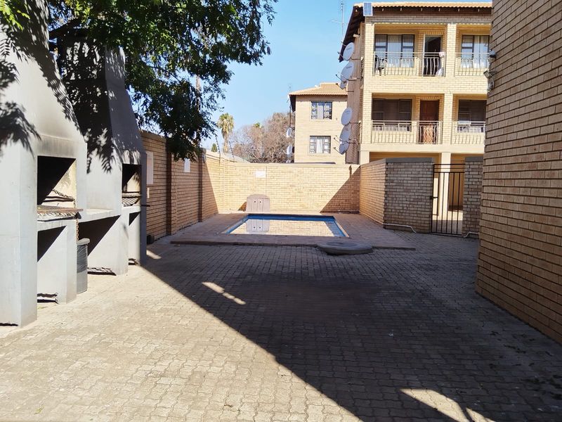 Apartment For Sale In Potchefstroom - Photo 10