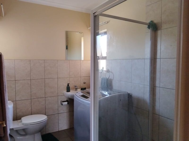 Apartment For Sale In Potchefstroom - Photo 7