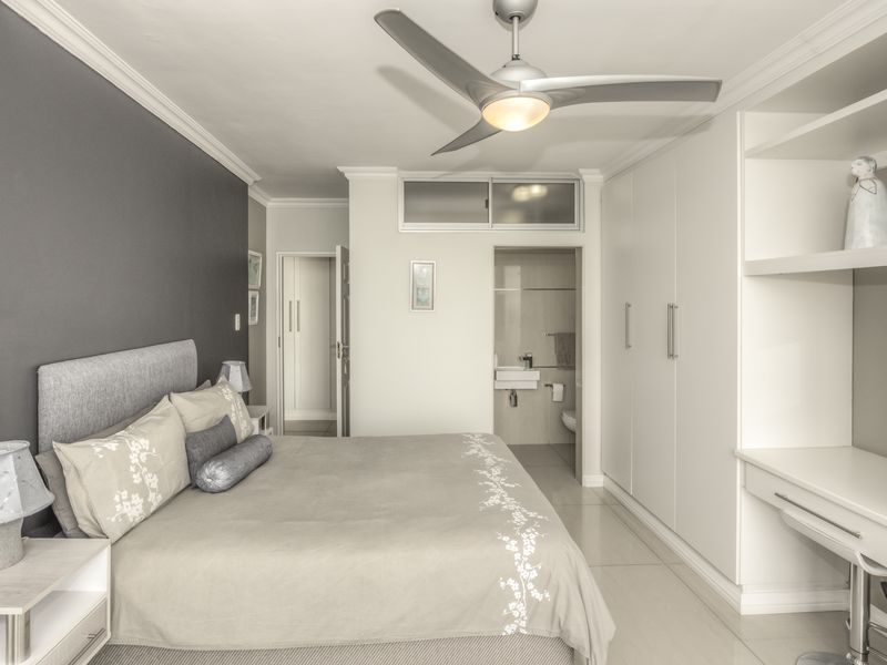 2 bedroom luxury apartment - Photo 9