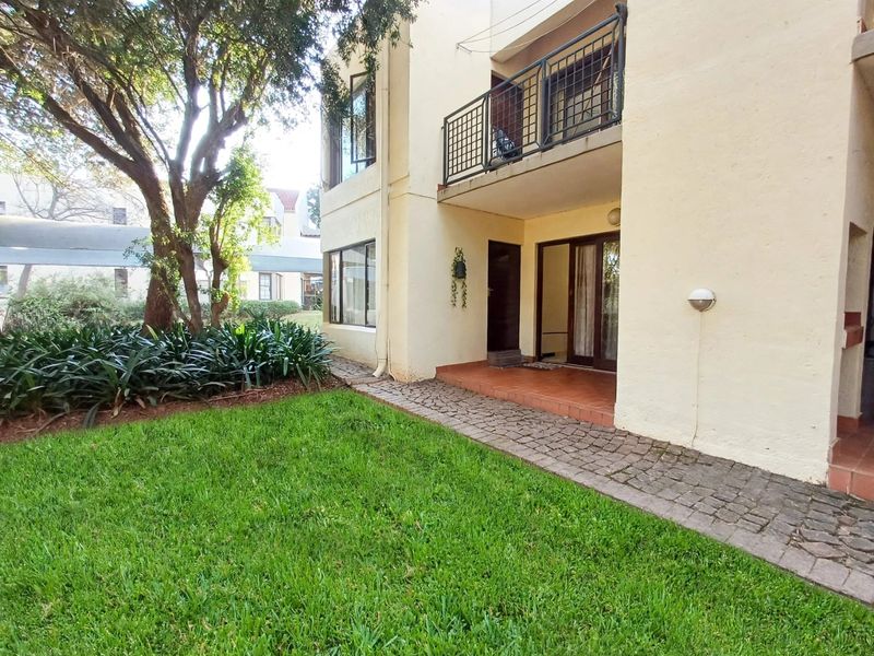 Panoramic Views & Resort-Style Living | Sectional Title in Eastwood - Photo 2