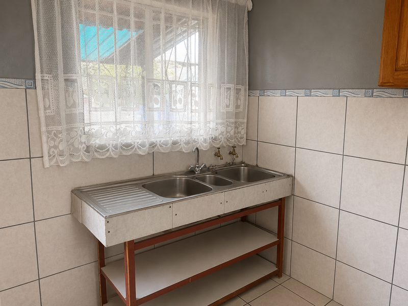 Charming Home with Income Potential in Elsburg, Germiston - Photo 8