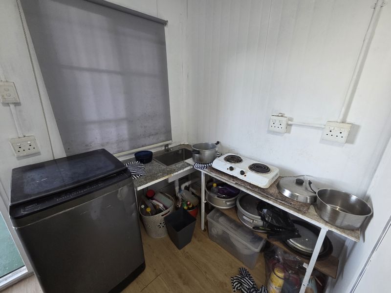 Charming Studio Apartment With Ocean Views - Photo 5