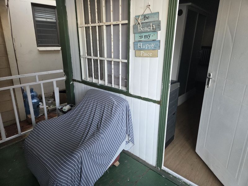 Charming Studio Apartment With Ocean Views - Photo 3