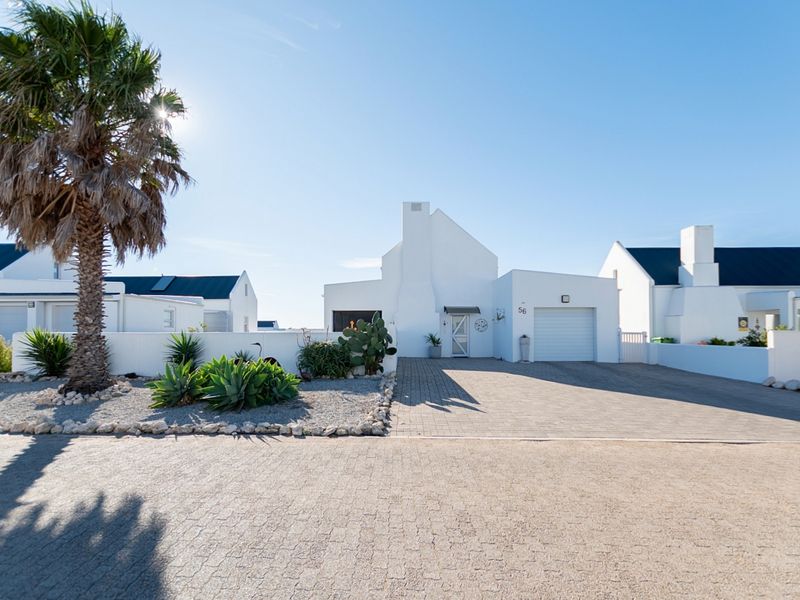 Discover Your Dream Home in Lampies Bay! - Photo 5