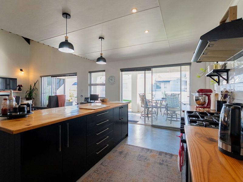 Discover Your Dream Home in Lampies Bay! - Photo 4