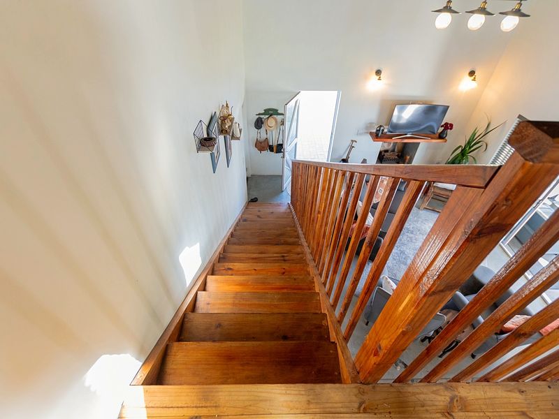 Discover Your Dream Home in Lampies Bay! - Photo 10