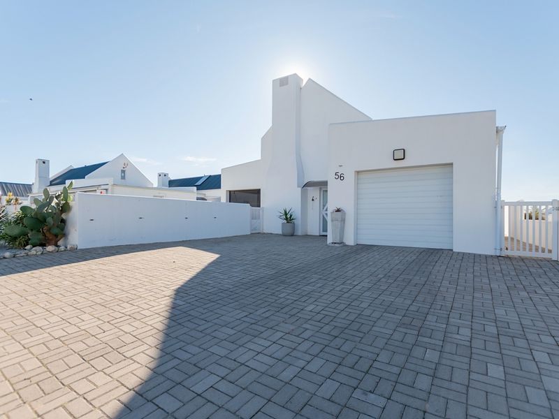 Discover Your Dream Home in Lampies Bay! - Photo 6