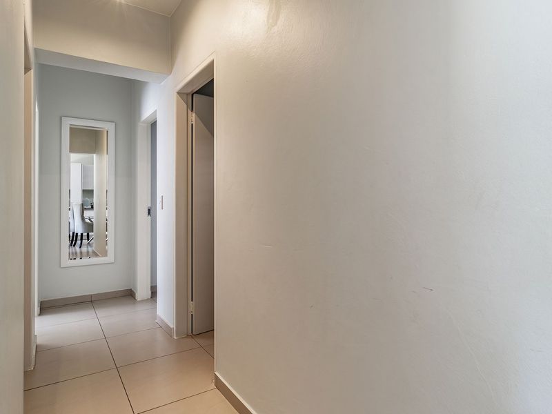 Modern 3 Bed, 2 Bath Unit for Sale in Isabel Estate, North Riding - Photo 9