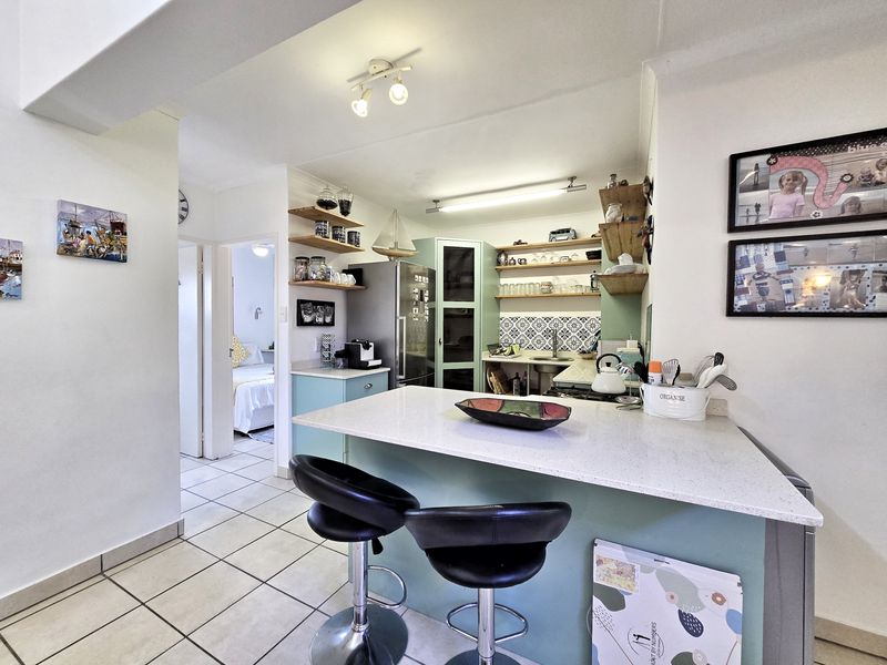Prime Location, Clean Finishes and Stunning Views! - Photo 7
