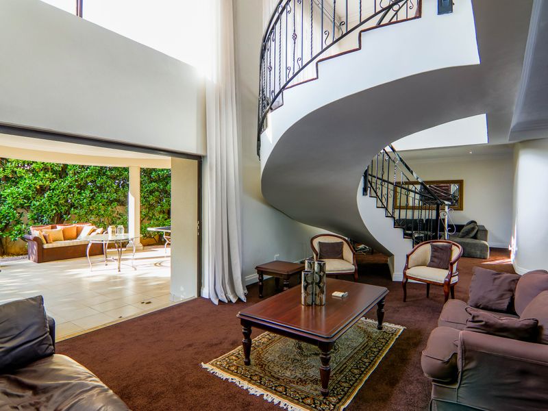 The Pinnacle of Luxury Living - Photo 2