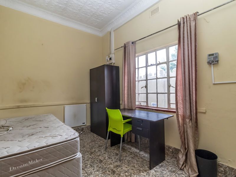 10 Bed NASFAS Acredited Student Accommodation For Sale - Photo 3