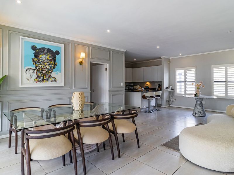 Stunning Riverfront Family Home in a Secure Estate - Photo 10