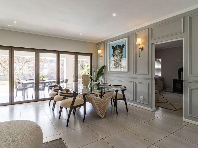 Stunning Riverfront Family Home in a Secure Estate - Photo 9