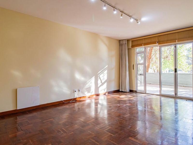 Spacious 176m2 Apartment with the Largest Balcony in Hyde Court - Photo 9